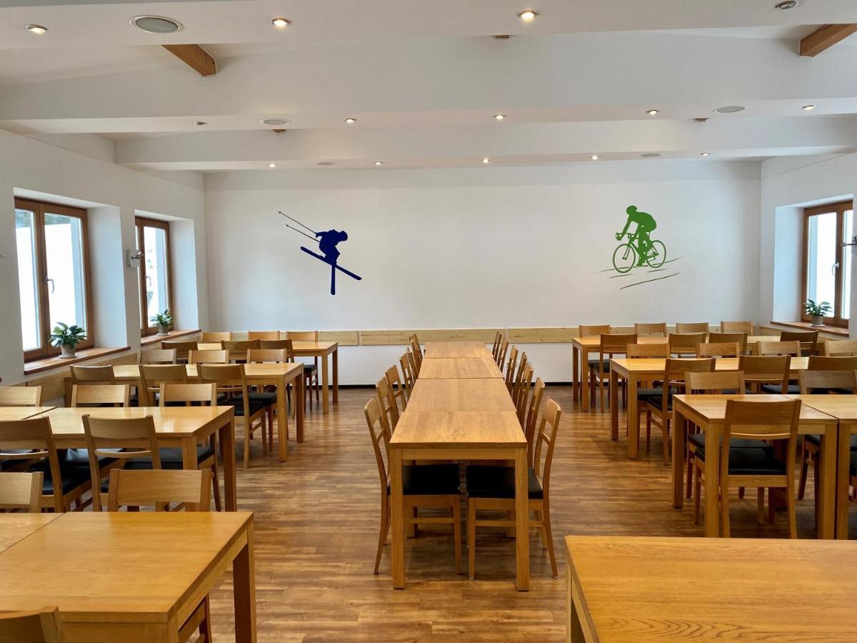 הוסטל שליירסי Blsv Sportcamp Direkt Am Kurvenlift מראה חיצוני תמונה